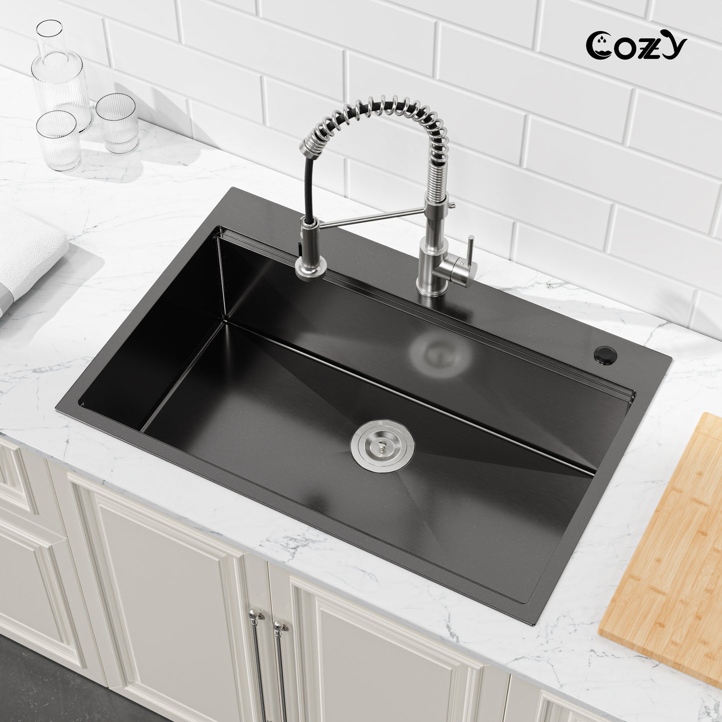 COZY 33" x 22" 黑色不锈钢厨房水槽，单槽台面上装手工水槽，带砧板沥水篮，CZY-SS-BL01D-332208-2