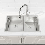 COZY 32" x 19" 台上式手工水槽，不锈钢双槽，拉丝镍带排水管和挂钩，CZY-SS-BR03D-321908